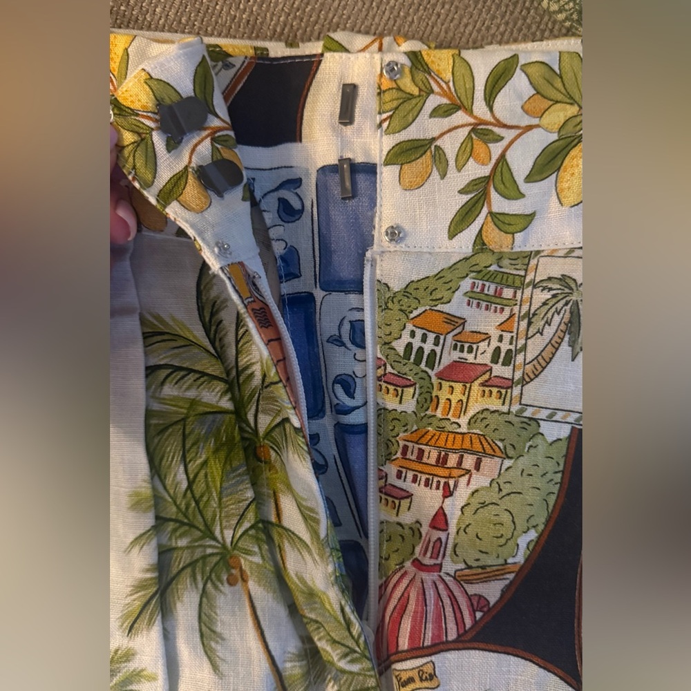 FARM Rio Multicolor Latin Trip Scarves Premium Linen Shorts - Picture 9 of 11